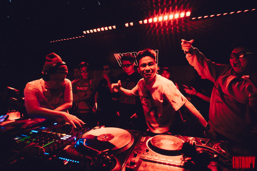 Entropy Cocktail Club: Điểm Đến Thú Vị Cho Tín Đồ Cocktail Tại Hà Nội edm-hub-entropy-cocktail-club-3