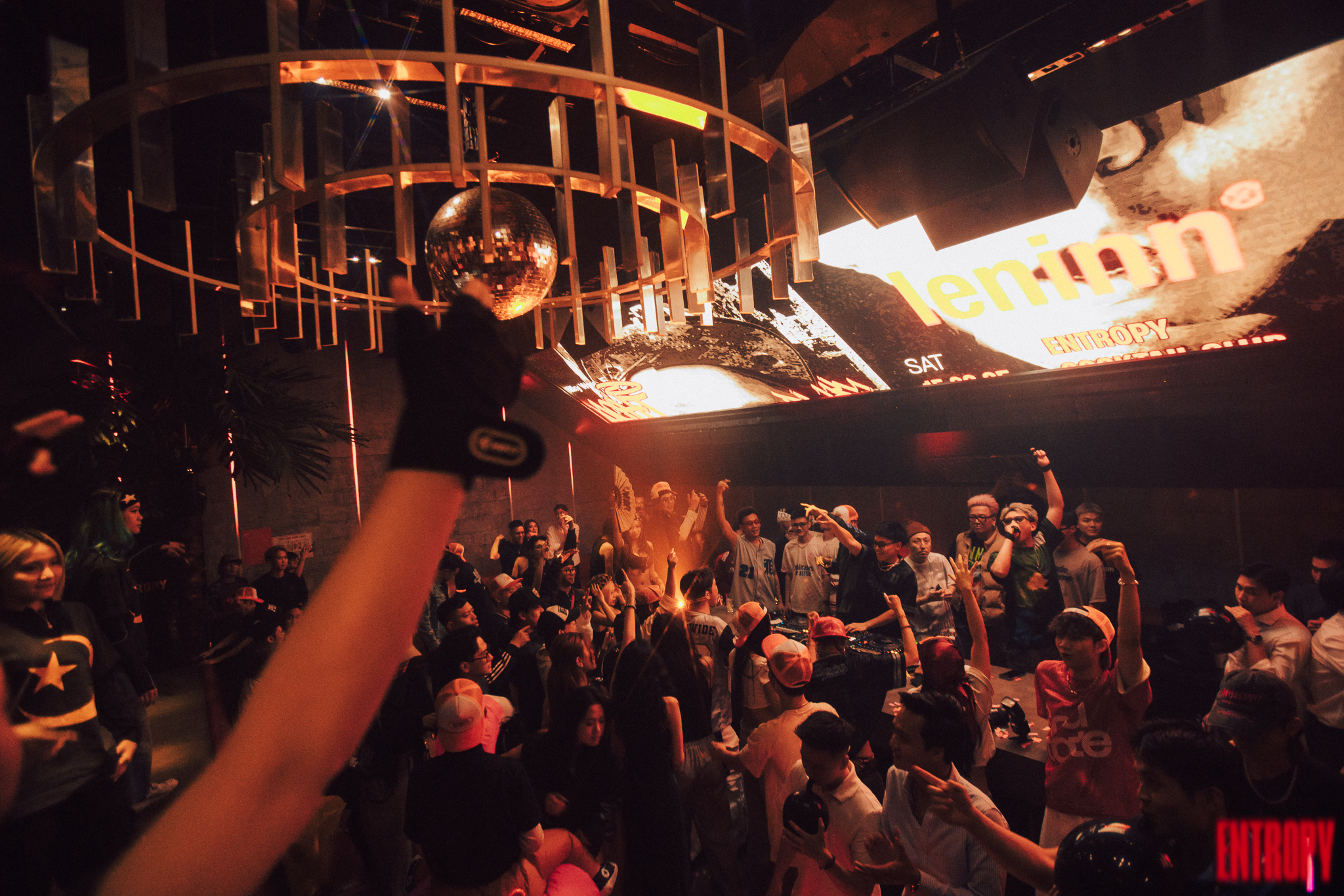 Entropy Cocktail Club: Điểm Đến Thú Vị Cho Tín Đồ Cocktail Tại Hà Nội edm-hub-entropy-cocktail-club-4